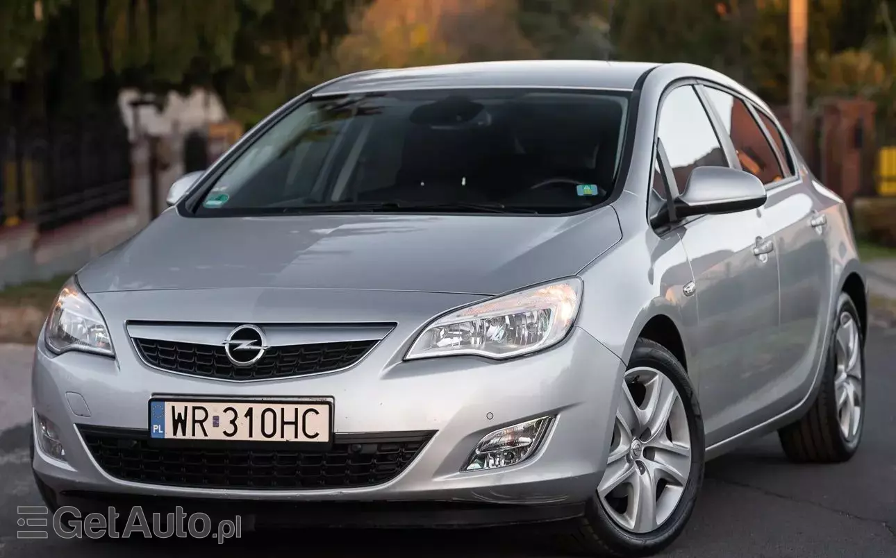 OPEL Astra 1.4 Turbo Active