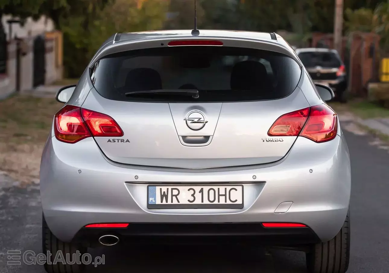 OPEL Astra 1.4 Turbo Active