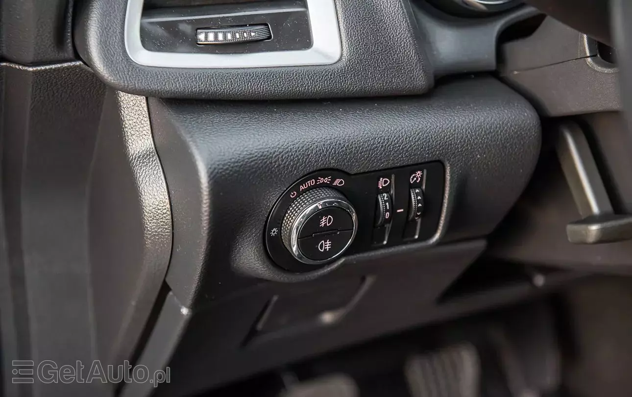 OPEL Astra 1.4 Turbo Active