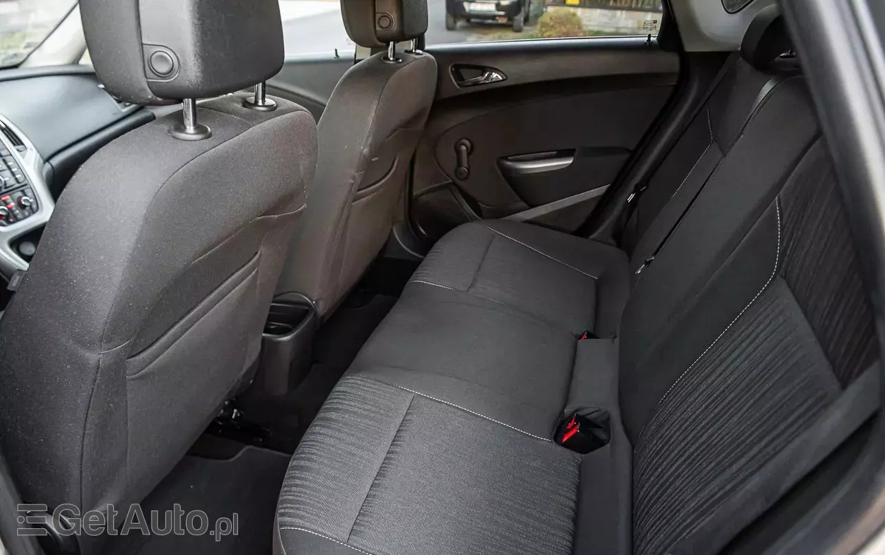 OPEL Astra 1.4 Turbo Active