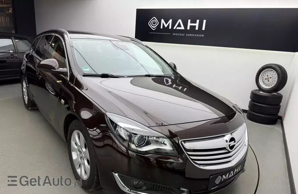 OPEL Insignia 