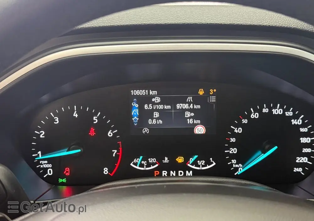FORD Focus 1.0 EcoBoost Hybrid TITANIUM