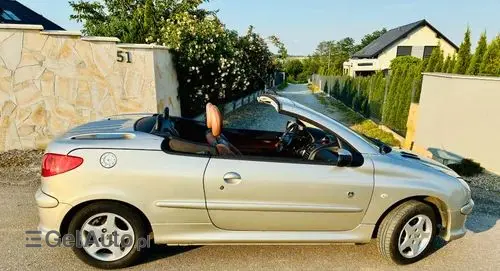 PEUGEOT 206 