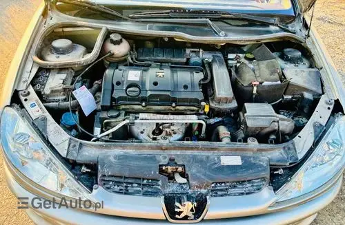 PEUGEOT 206 