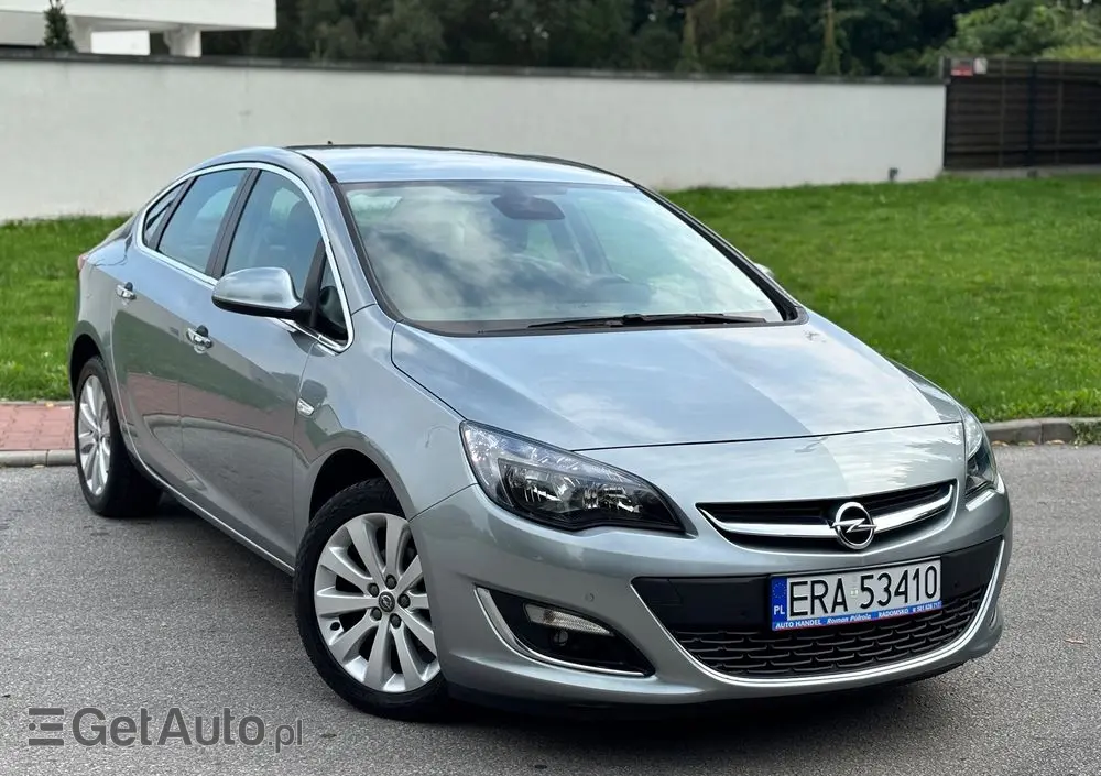 OPEL Astra 1.4 ecoFLEX Cosmo