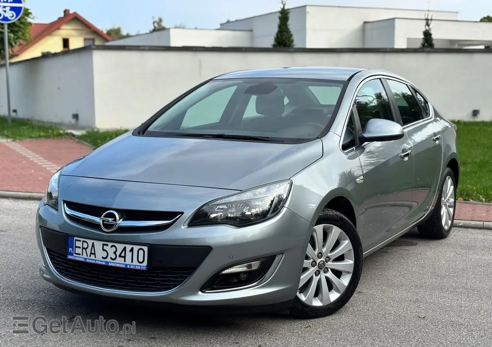 OPEL Astra 1.4 ecoFLEX Cosmo