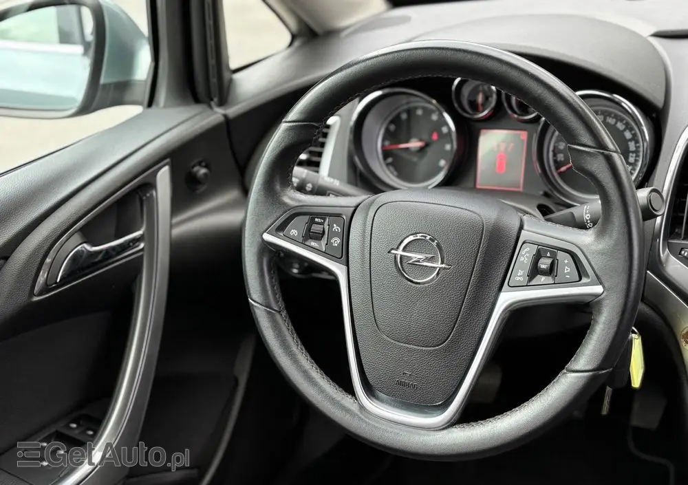 OPEL Astra 1.4 ecoFLEX Cosmo