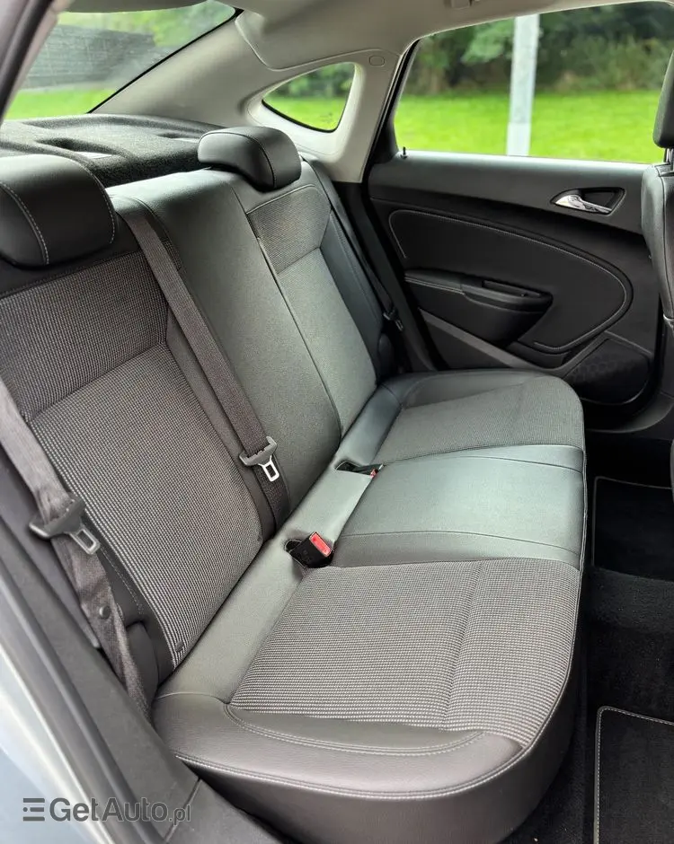 OPEL Astra 1.4 ecoFLEX Cosmo