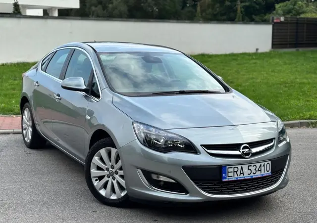 OPEL Astra 1.4 ecoFLEX Cosmo