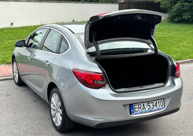 OPEL Astra 1.4 ecoFLEX Cosmo