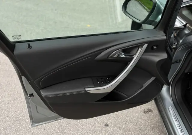 OPEL Astra 1.4 ecoFLEX Cosmo