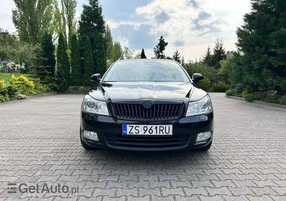 SKODA Octavia 1.6 TDI Ambition DSG
