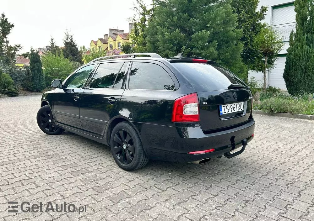 SKODA Octavia 1.6 TDI Ambition DSG