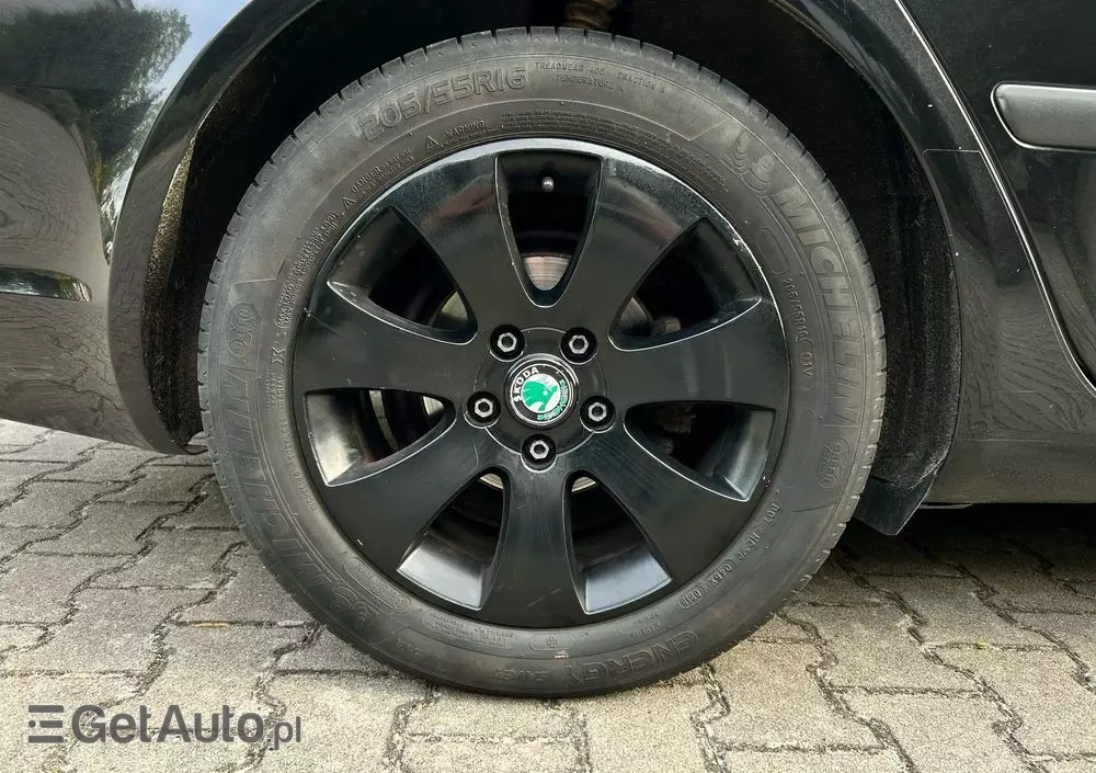 SKODA Octavia 1.6 TDI Ambition DSG