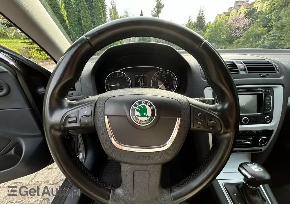 SKODA Octavia 1.6 TDI Ambition DSG