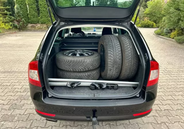 SKODA Octavia 1.6 TDI Ambition DSG