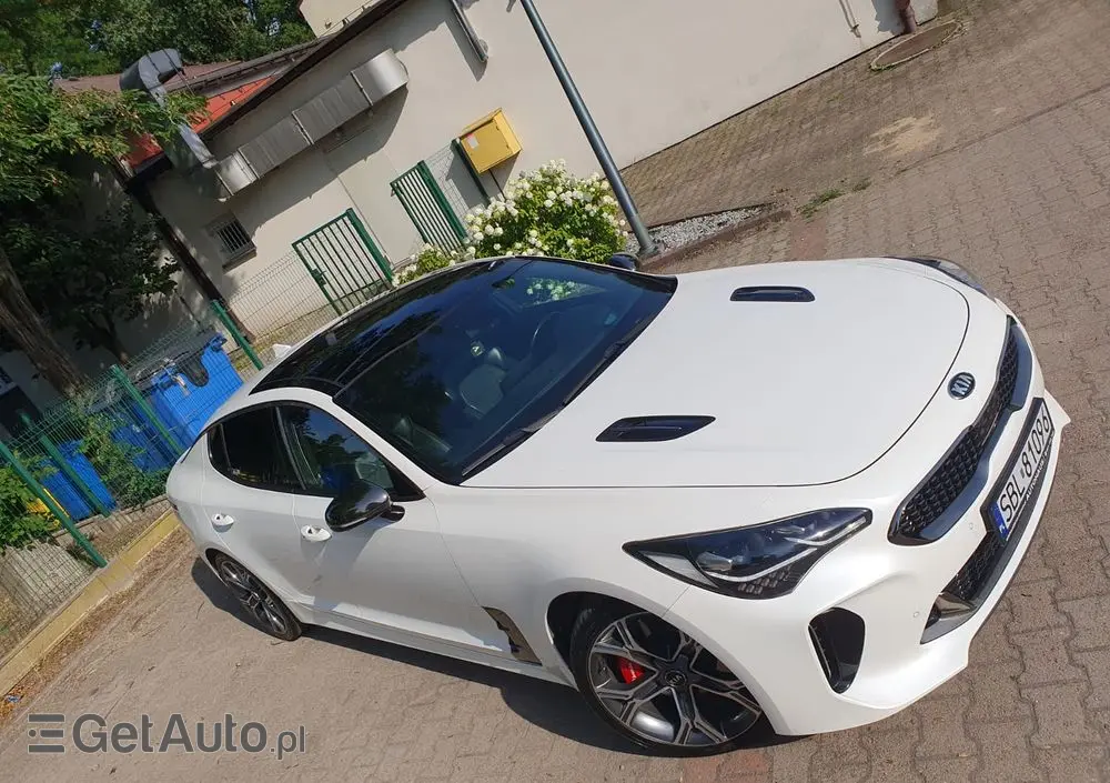 KIA Stinger 3.3 T-GDI V6 GT AWD