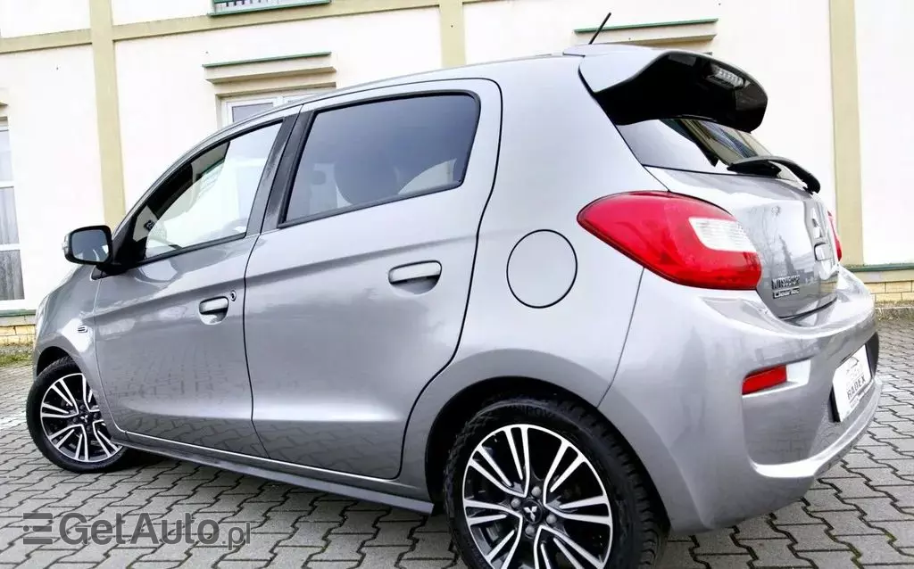 MITSUBISHI Space Star 