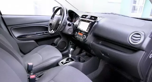 MITSUBISHI Space Star 