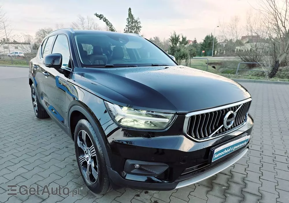 VOLVO XC 40 