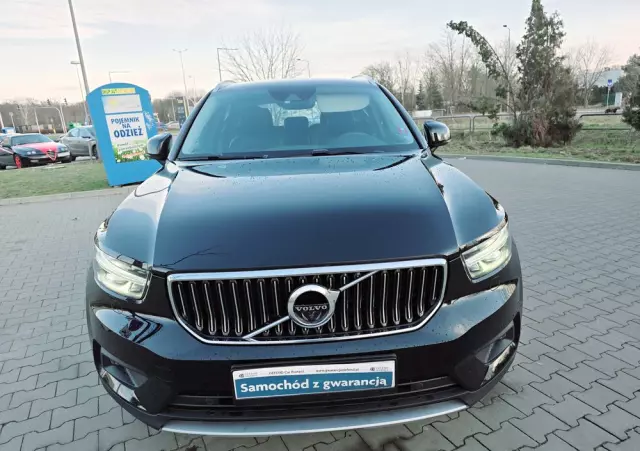 VOLVO XC 40 