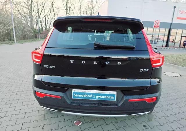 VOLVO XC 40 