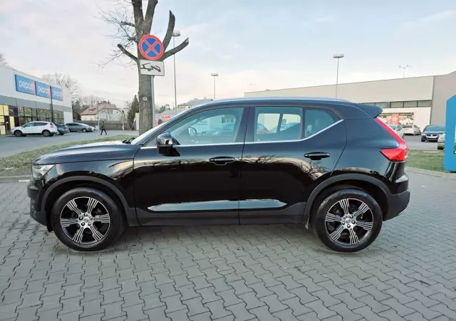 VOLVO XC 40 