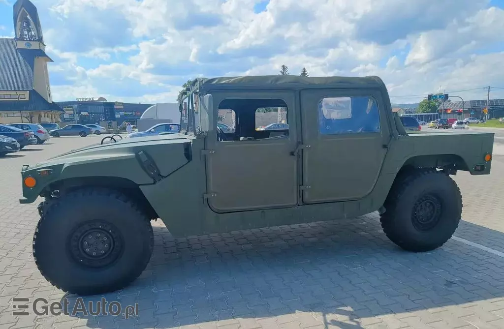 HUMMER H1 