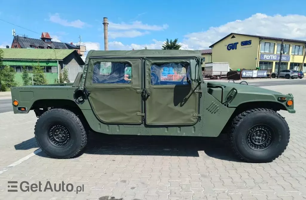 HUMMER H1 