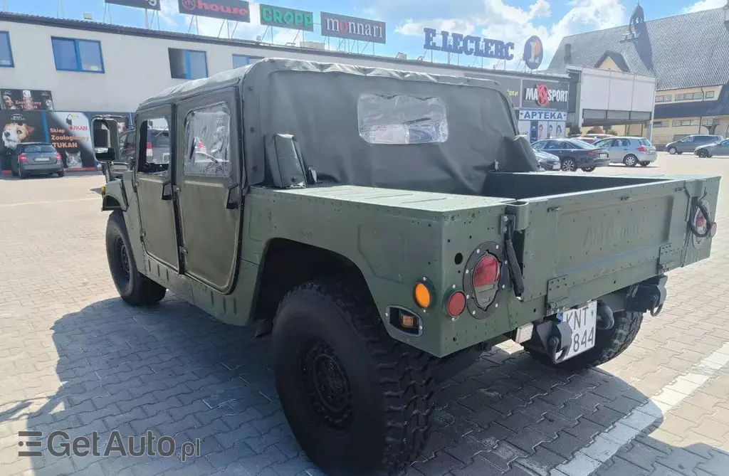 HUMMER H1 
