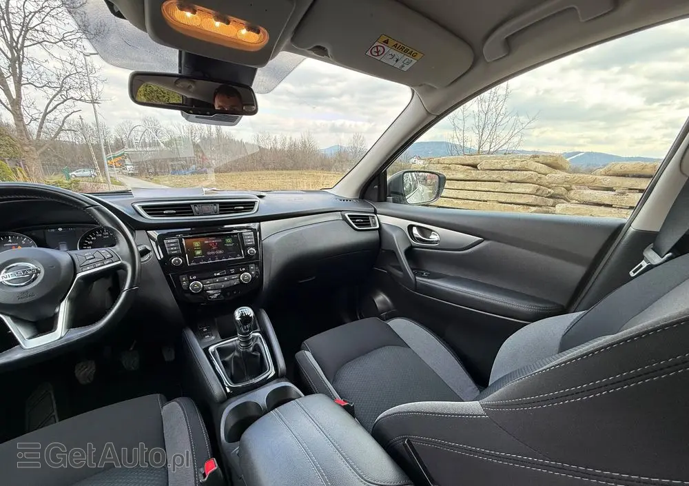 NISSAN Qashqai 1.3 DIG-T Tekna