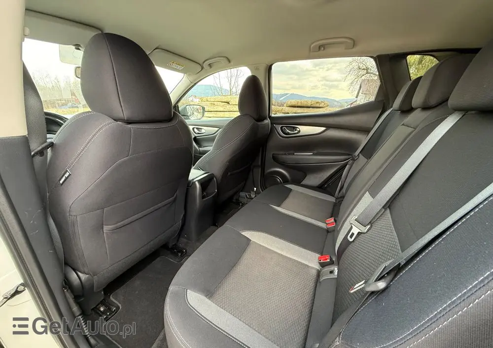 NISSAN Qashqai 1.3 DIG-T Tekna