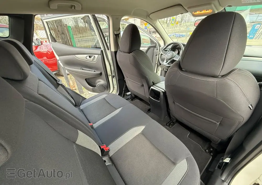 NISSAN Qashqai 1.3 DIG-T Tekna