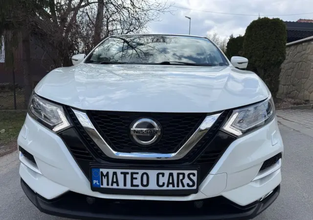 NISSAN Qashqai 1.3 DIG-T Tekna