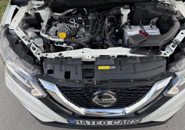 NISSAN Qashqai 1.3 DIG-T Tekna