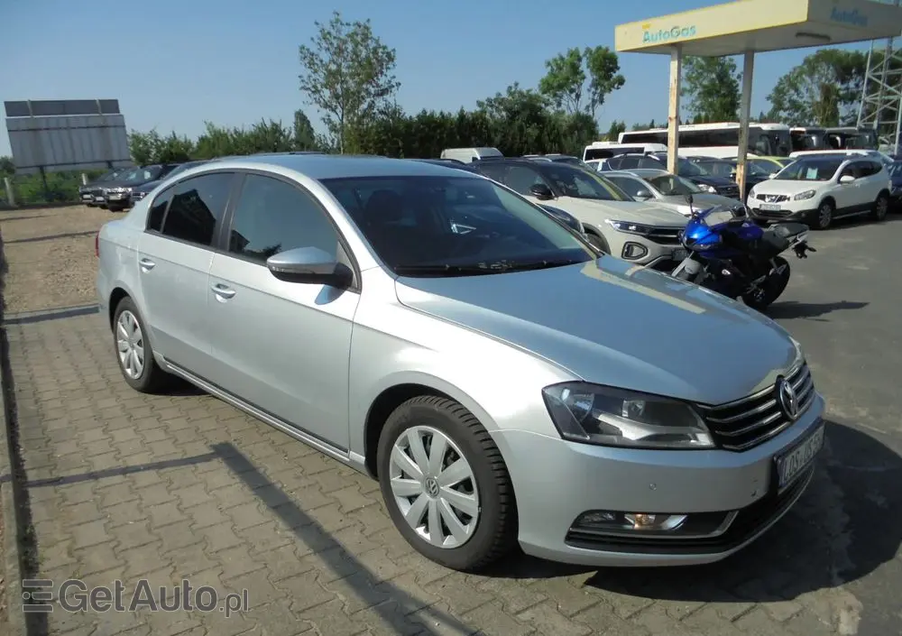 VOLKSWAGEN Passat 2.0 TDI Comfortline
