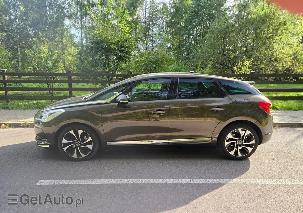CITROËN DS5 THP 155 Chic
