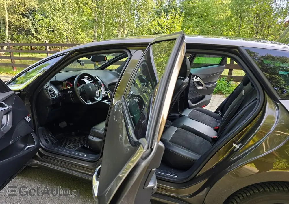 CITROËN DS5 THP 155 Chic