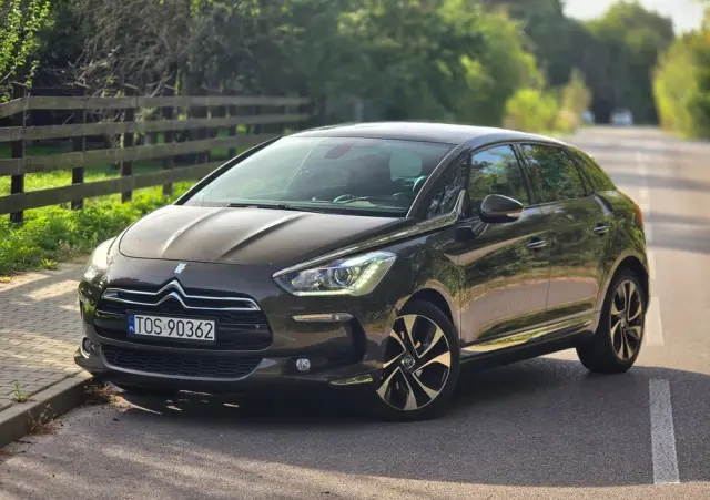 CITROËN DS5 THP 155 Chic