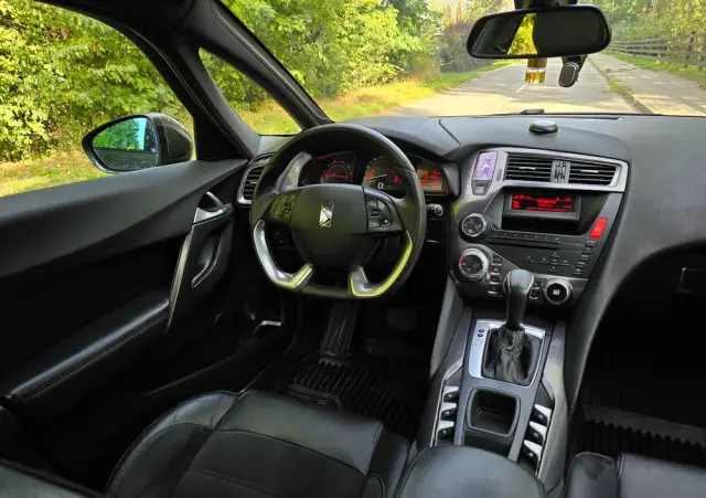 CITROËN DS5 THP 155 Chic