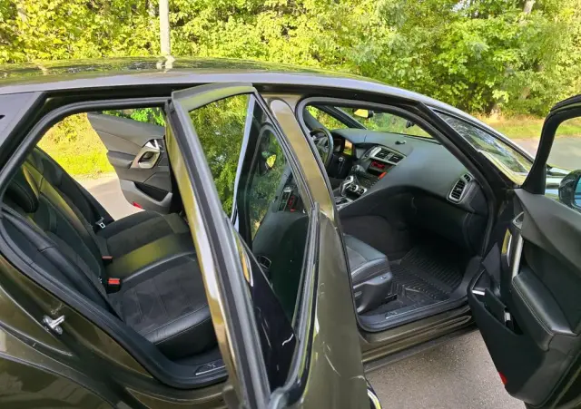 CITROËN DS5 THP 155 Chic