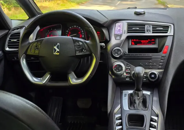 CITROËN DS5 THP 155 Chic