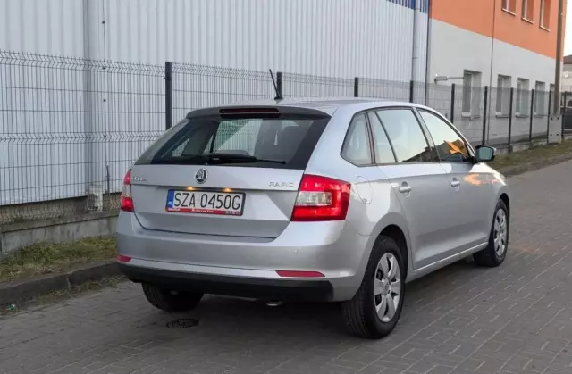 SKODA Rapid 
