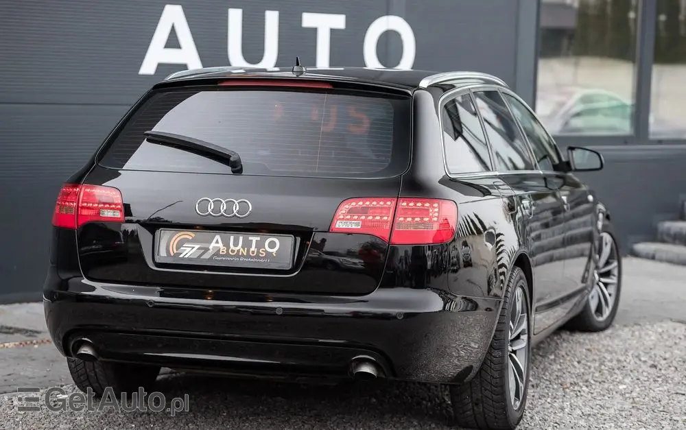 AUDI A6 Avant 3.0 TDI DPF quattro tiptronic