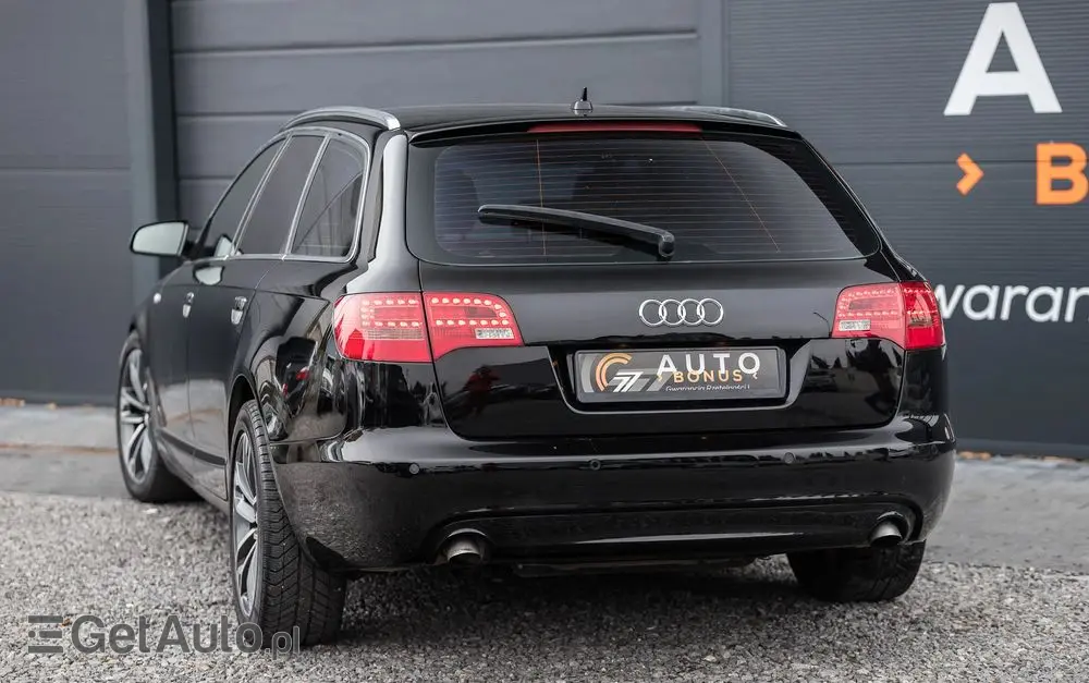 AUDI A6 Avant 3.0 TDI DPF quattro tiptronic