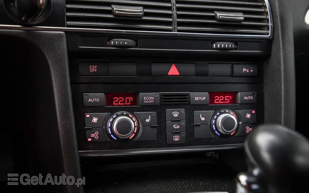 AUDI A6 Avant 3.0 TDI DPF quattro tiptronic