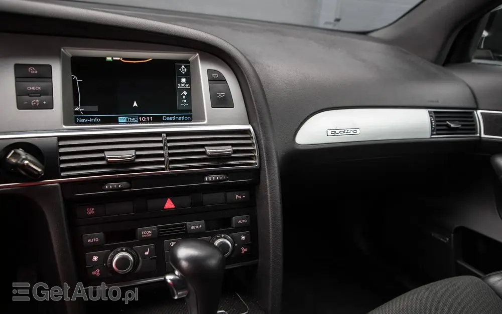 AUDI A6 Avant 3.0 TDI DPF quattro tiptronic