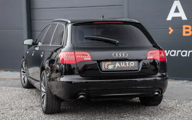 AUDI A6 Avant 3.0 TDI DPF quattro tiptronic