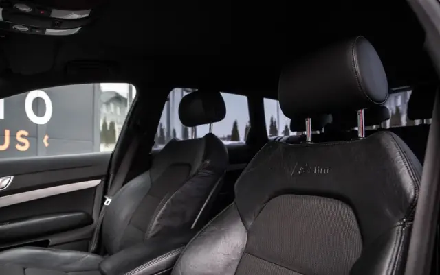 AUDI A6 Avant 3.0 TDI DPF quattro tiptronic