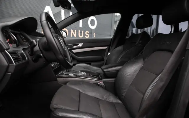 AUDI A6 Avant 3.0 TDI DPF quattro tiptronic